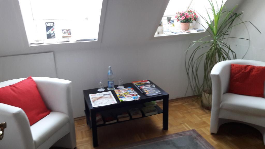 Gasthof Altes Farmhaus Und Apartment Lienen Rom bilde