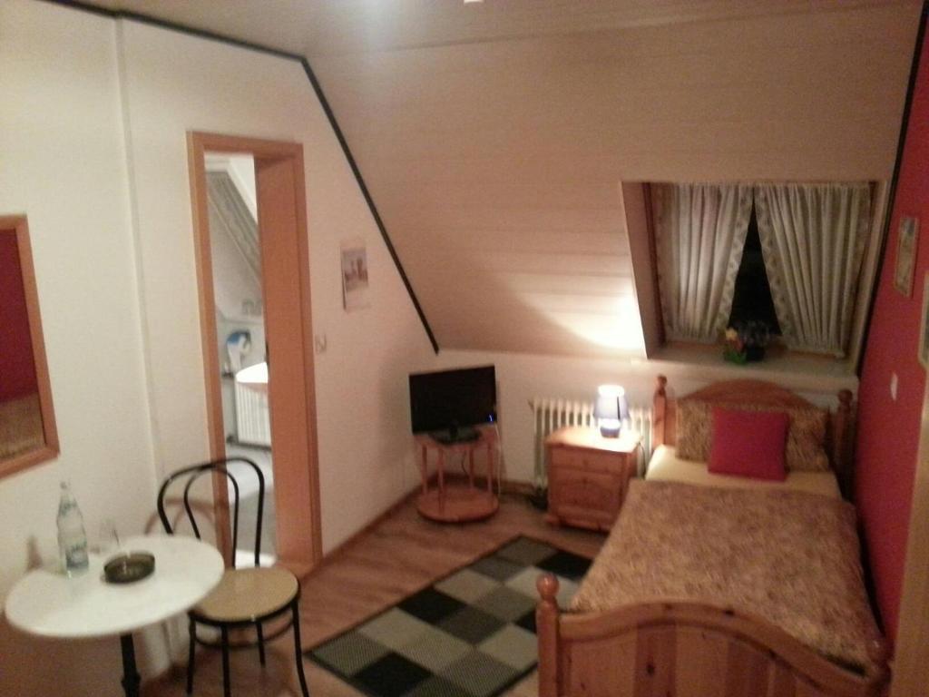 Gasthof Altes Farmhaus Und Apartment Lienen Rom bilde